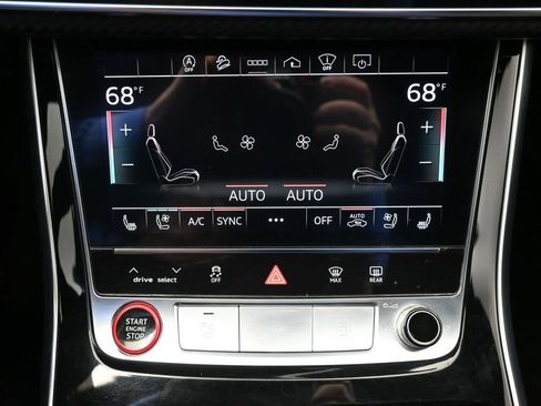 Used 2021 Audi RS Q8 AWD/4WD image 17