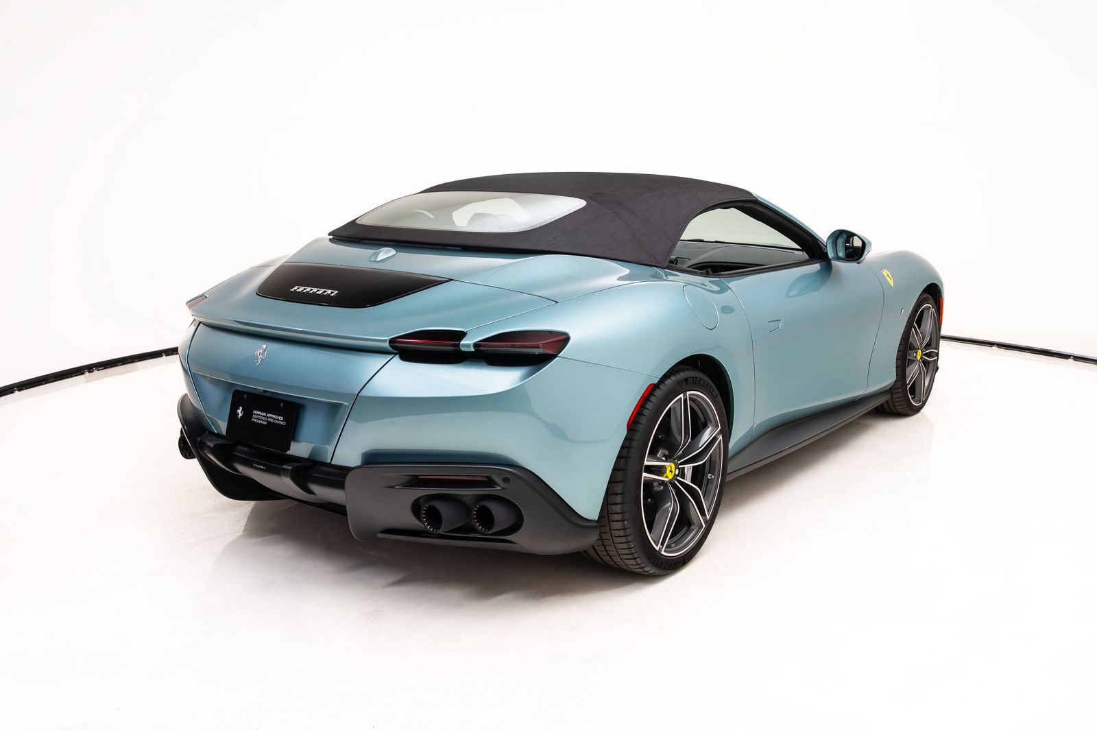 Certified 2024 Ferrari Roma Spider RWD image 28