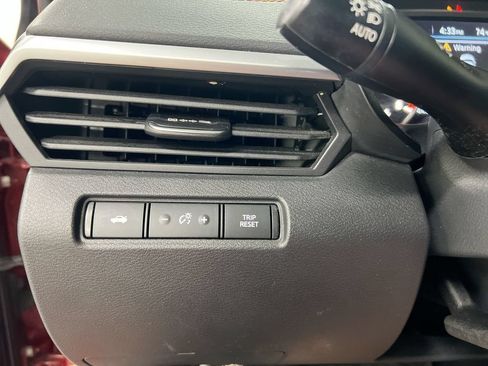 Used 2022 Nissan Altima 2.5 SR FWD image 18