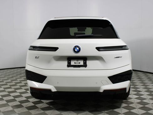 Used 2023 BMW iX xDrive50 w/ Sport Package image 46