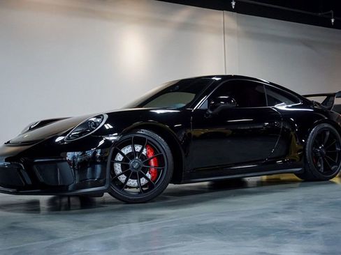 Used 2018 Porsche 911 GT3 RWD image 86