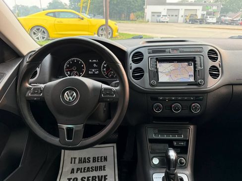 Used 2016 Volkswagen Tiguan SE AWD/4WD image 26