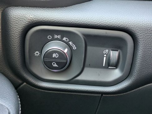 New 2026 RAM 2500 Big Horn AWD/4WD image 28