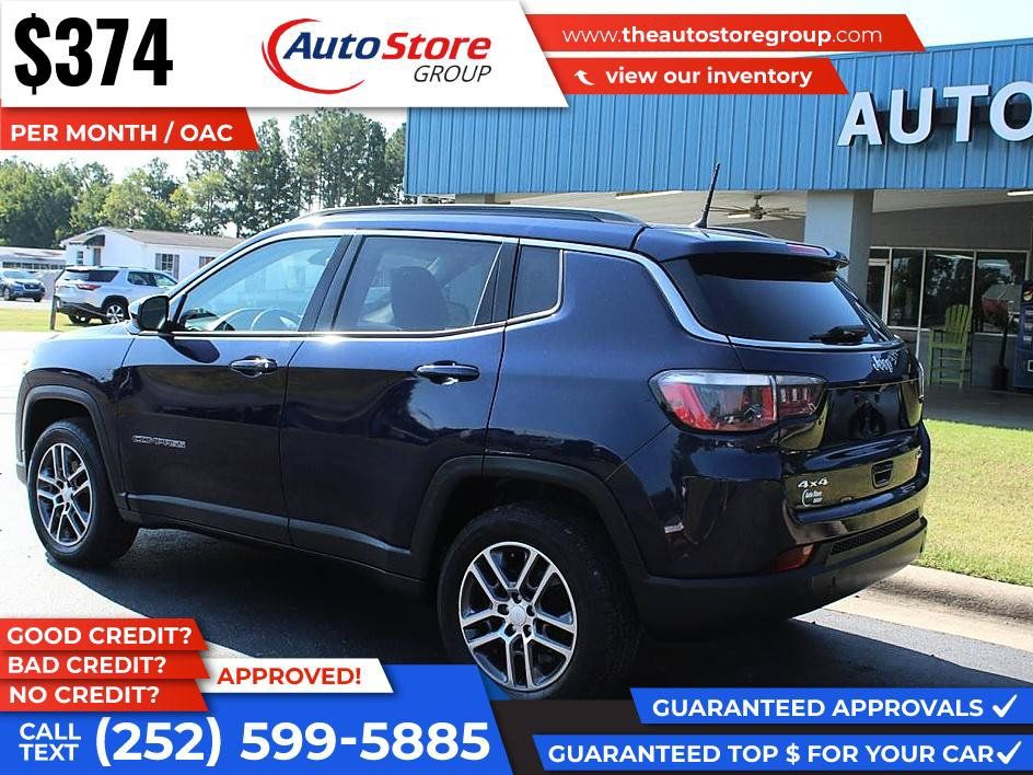 Used 2017 Jeep Compass Latitude w/ Cold Weather Group AWD/4WD image 8
