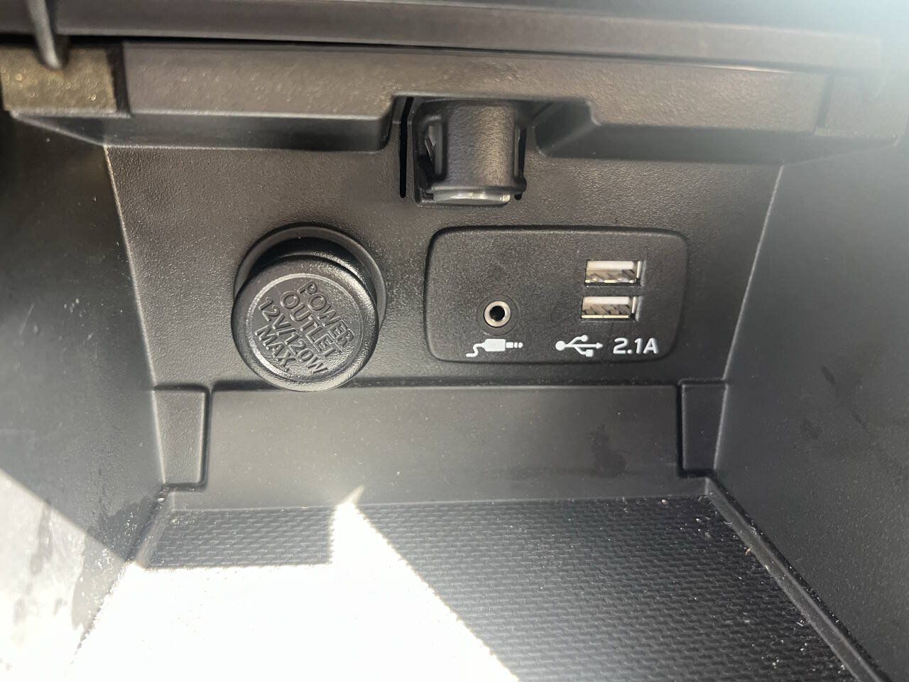 Used 2019 Subaru Outback 2.5i Limited AWD/4WD image 34