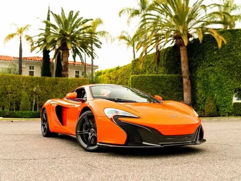 Used 2015 McLaren 650S Spider RWD image 22