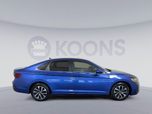 Used 2024 Volkswagen Jetta S image 8