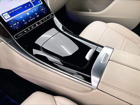 Certified 2025 Mercedes-Benz GLC 350e 4MATIC image 15