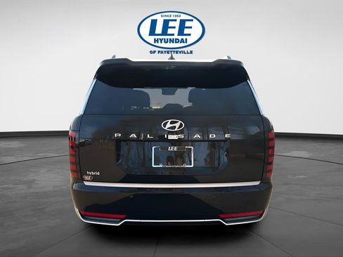 New 2026 Hyundai Palisade Calligraphy FWD image 5