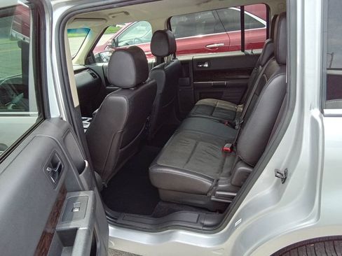 Used 2019 Ford Flex Limited AWD/4WD image 12