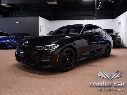 Used 2021 BMW 330i xDrive Sedan w/ M Sport Package AWD/4WD image 3