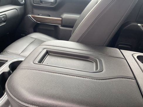 Used 2020 Chevrolet Silverado 1500 LT Trail Boss image 18