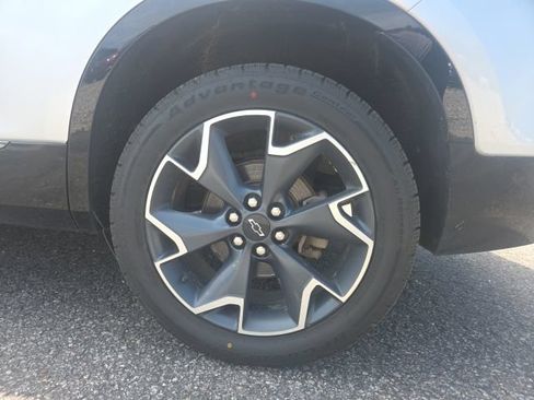 Certified 2020 Chevrolet Blazer RS w/ LPO, Floor Liner Package AWD/4WD image 42