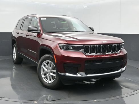 New 2026 Jeep Grand Cherokee L Laredo AWD/4WD image 2