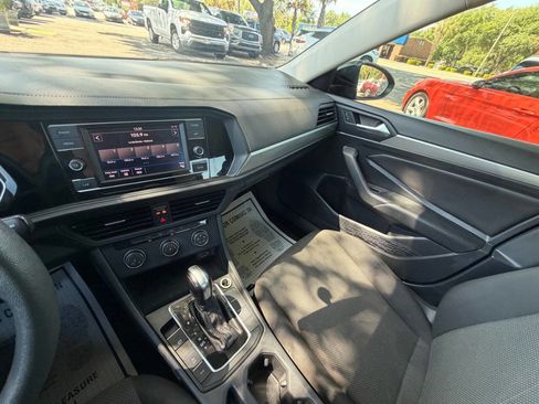 Used 2019 Volkswagen Jetta S FWD image 34