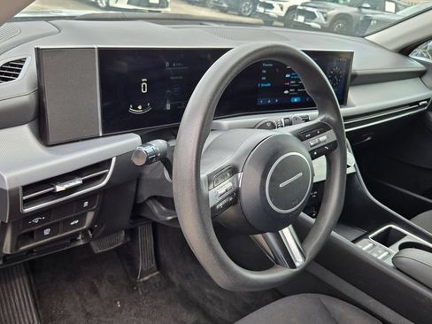 Used 2025 Hyundai Sonata SEL FWD image 11