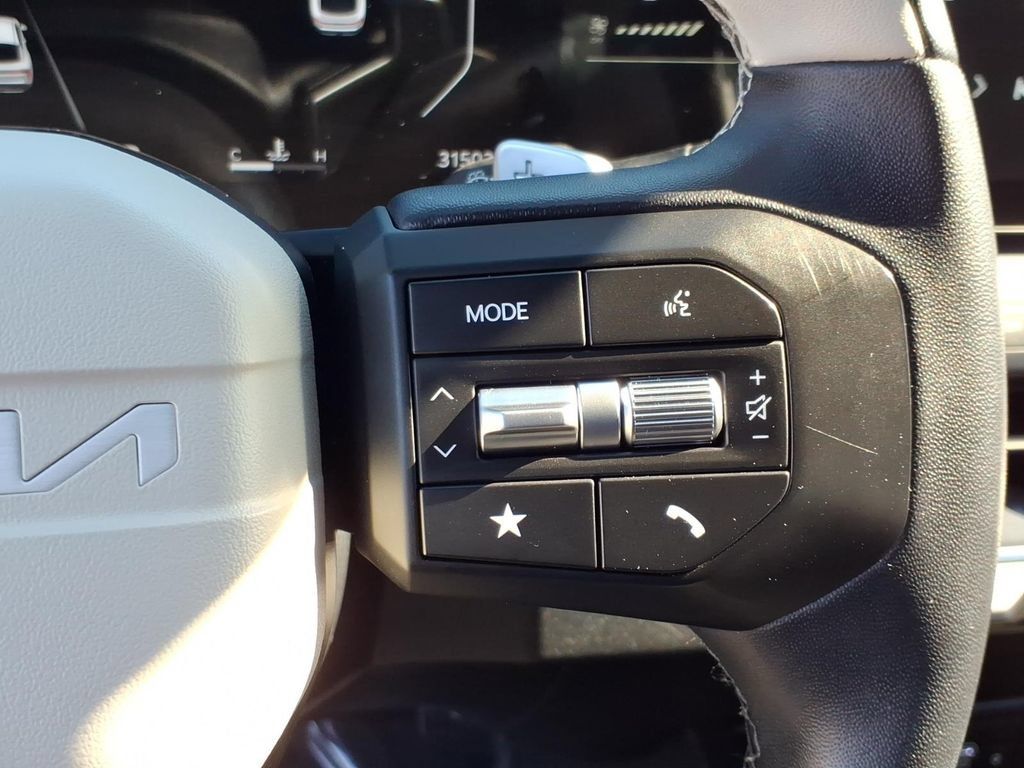 Used 2025 Kia K4 GT-Line FWD image 27