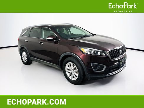 Used 2016 Kia Sorento LX w/ LX Convenience Package image 1