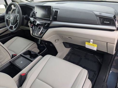 Certified 2026 Honda Odyssey Touring image 25