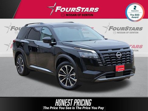 New 2026 Nissan Pathfinder Platinum FWD image 1