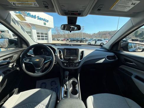 Certified 2022 Chevrolet Equinox LS w/ LS Convenience Package FWD image 26