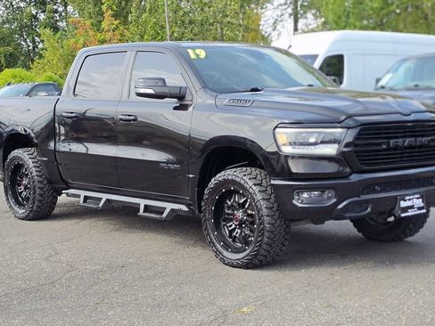 Used 2019 RAM 1500 Big Horn AWD/4WD image 9