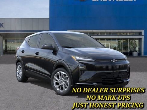 New 2027 Chevrolet Bolt LT w/ Comfort Package FWD image 7