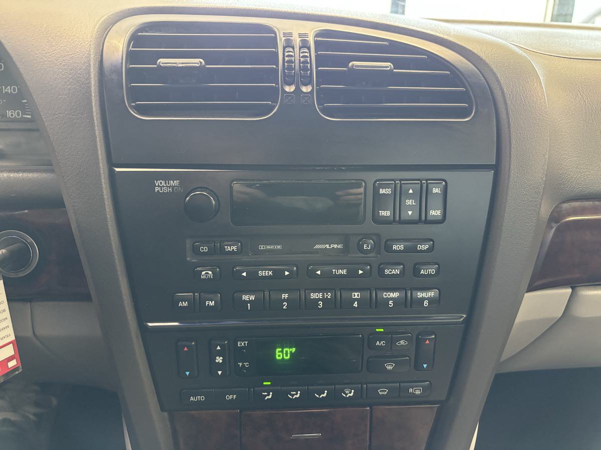 Used 2000 Lincoln LS RWD image 13
