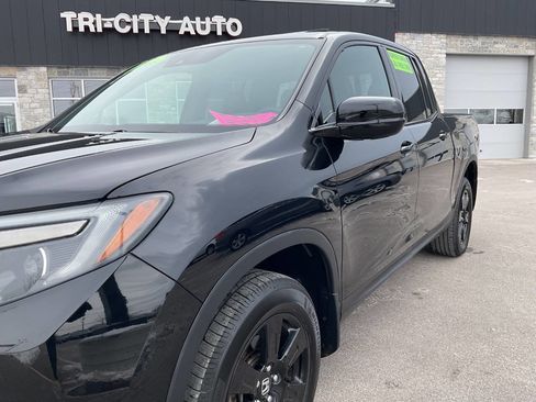 Used 2018 Honda Ridgeline Black Edition image 2