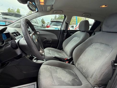 Used 2012 Chevrolet Sonic LS FWD image 7