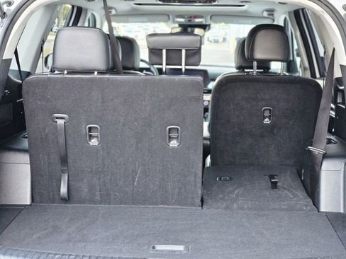 Used 2025 Kia Telluride S FWD image 31