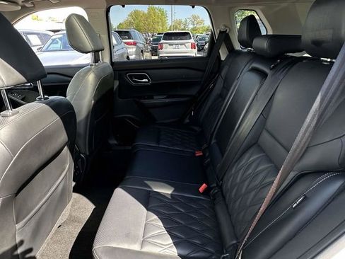 Used 2021 Nissan Rogue Platinum AWD/4WD image 18