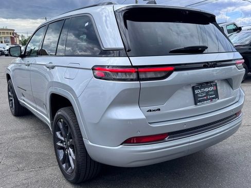 New 2026 Jeep Grand Cherokee Limited AWD/4WD image 4