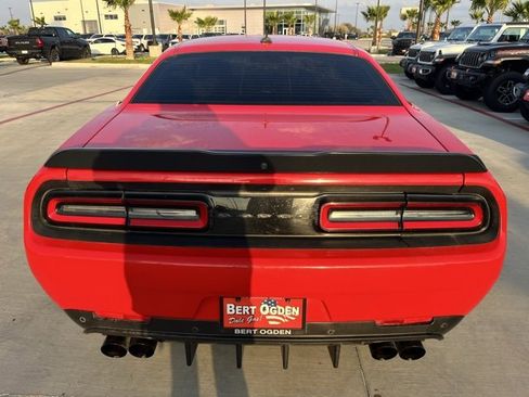 Used 2023 Dodge Challenger R/T w/ Blacktop Package image 5