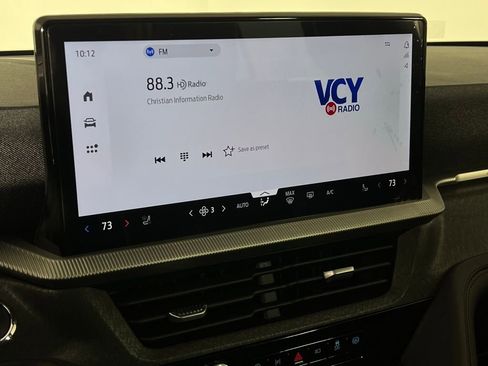 Used 2025 Ford Explorer Platinum w/ Ultimate Package image 18