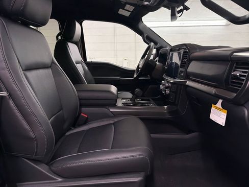 New 2025 Ford F150 Lariat w/ Equipment Group 501A Mid image 28