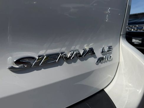 Used 2008 Toyota Sienna LE AWD/4WD image 6