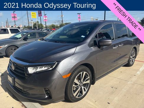 Used 2021 Honda Odyssey Touring image 1