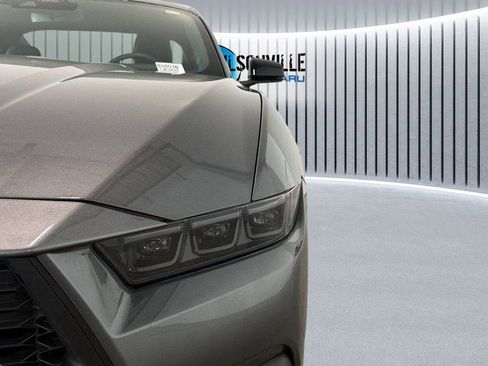 Used 2025 Ford Mustang Premium image 16