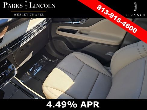 Certified 2023 Lincoln Corsair Reserve image 14