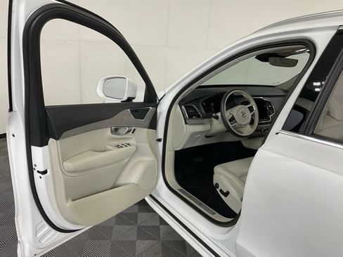 Certified 2023 Volvo XC90 B6 Plus w/ Protection Package Premier AWD/4WD image 26