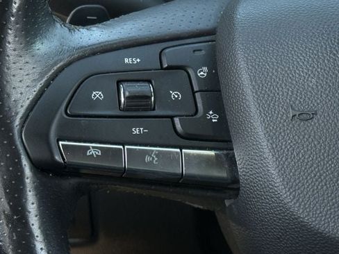 Used 2023 Cadillac XT4 Sport w/ Cold Weather Package FWD image 14