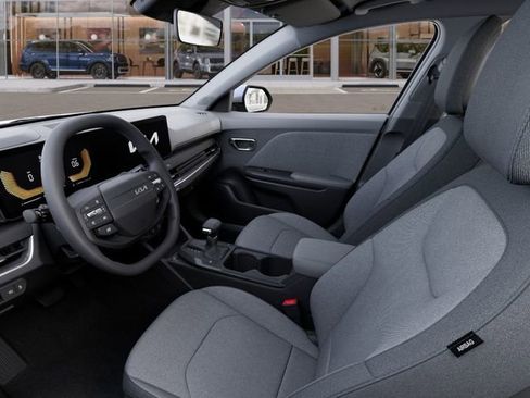 New 2026 Kia K4 FWD image 17
