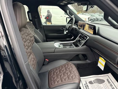 New 2026 Nissan Armada Platinum w/ Convenience Package AWD/4WD image 30