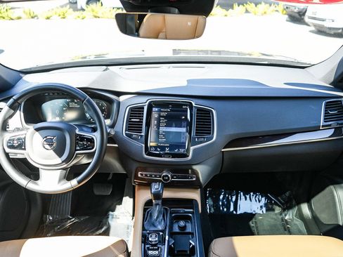 Used 2019 Volvo XC90 T6 Momentum w/ Advanced Package AWD/4WD image 12