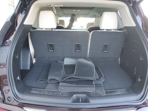 Certified 2024 Buick Enclave Avenir w/ Avenir Technology Package image 26