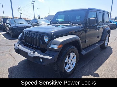 Used 2022 Jeep Wrangler Unlimited Sport AWD/4WD image 7