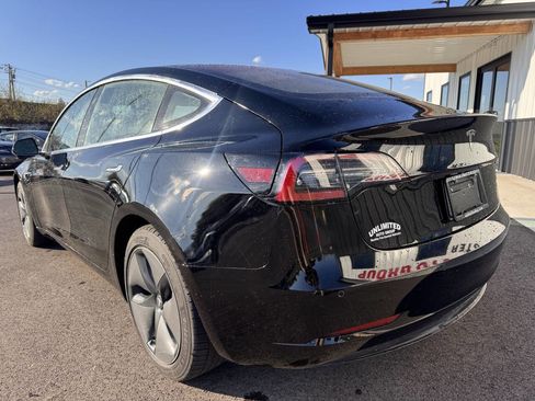 Used 2018 Tesla Model 3 Long Range image 10