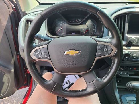 Used 2021 Chevrolet Colorado Z71 AWD/4WD image 29