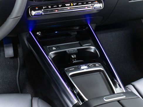 New 2025 Mercedes-Benz GLA 250 4MATIC image 21